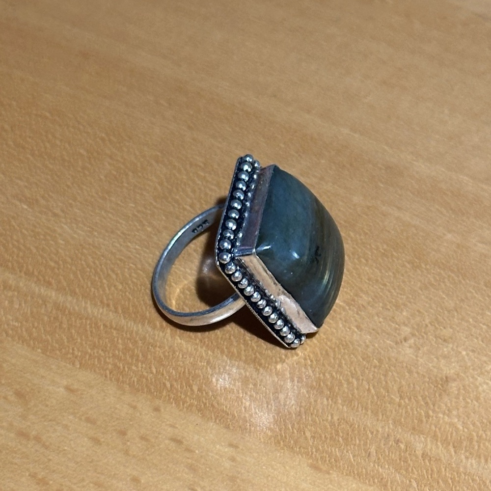 Labradorite Ring Size 8 - Picture 4 of 4